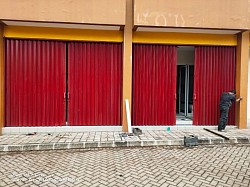 Pemasangan folding gate bekasi